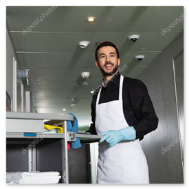 Treppenhausreinigung: glänzende Stufen